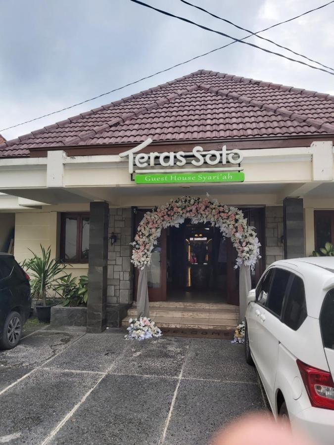 Guest House Teras Solo Syariah Exterior photo