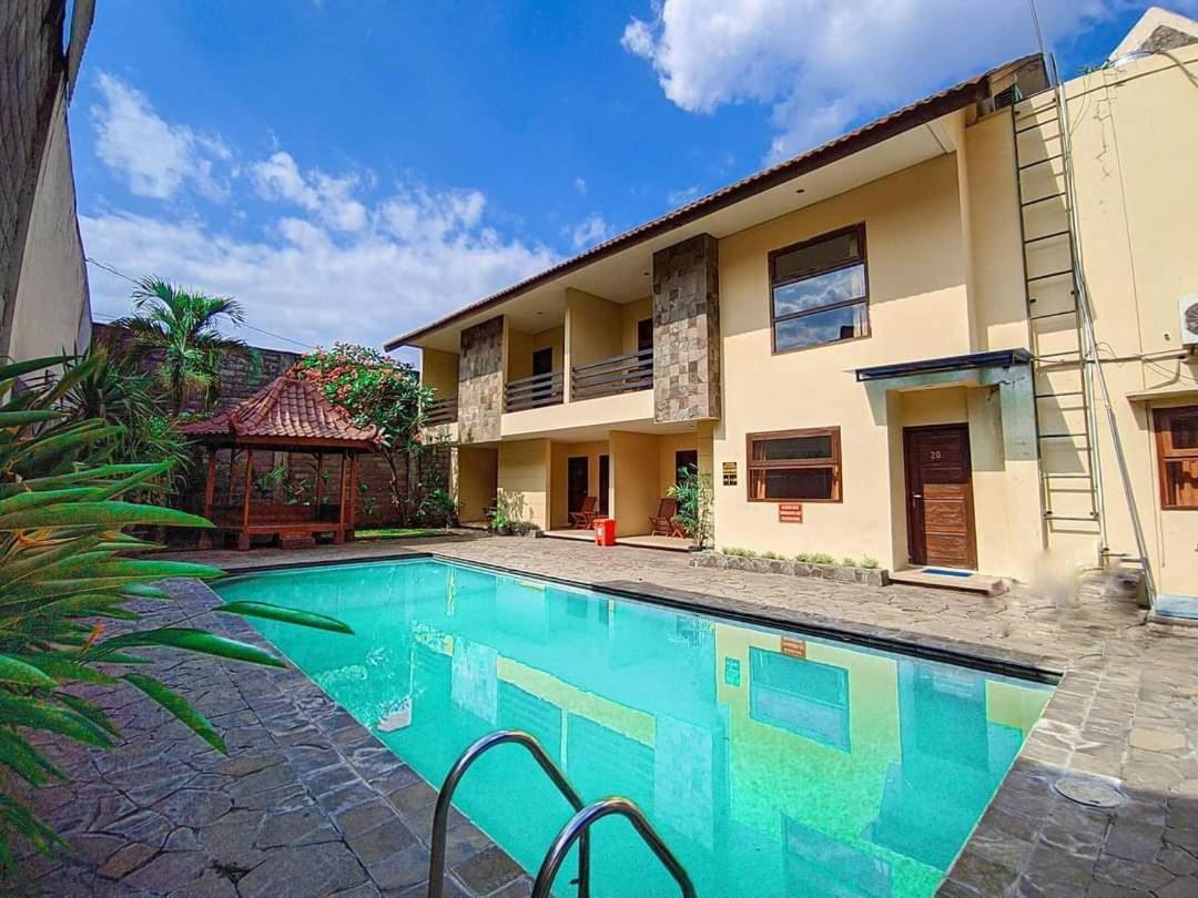 Guest House Teras Solo Syariah Exterior photo